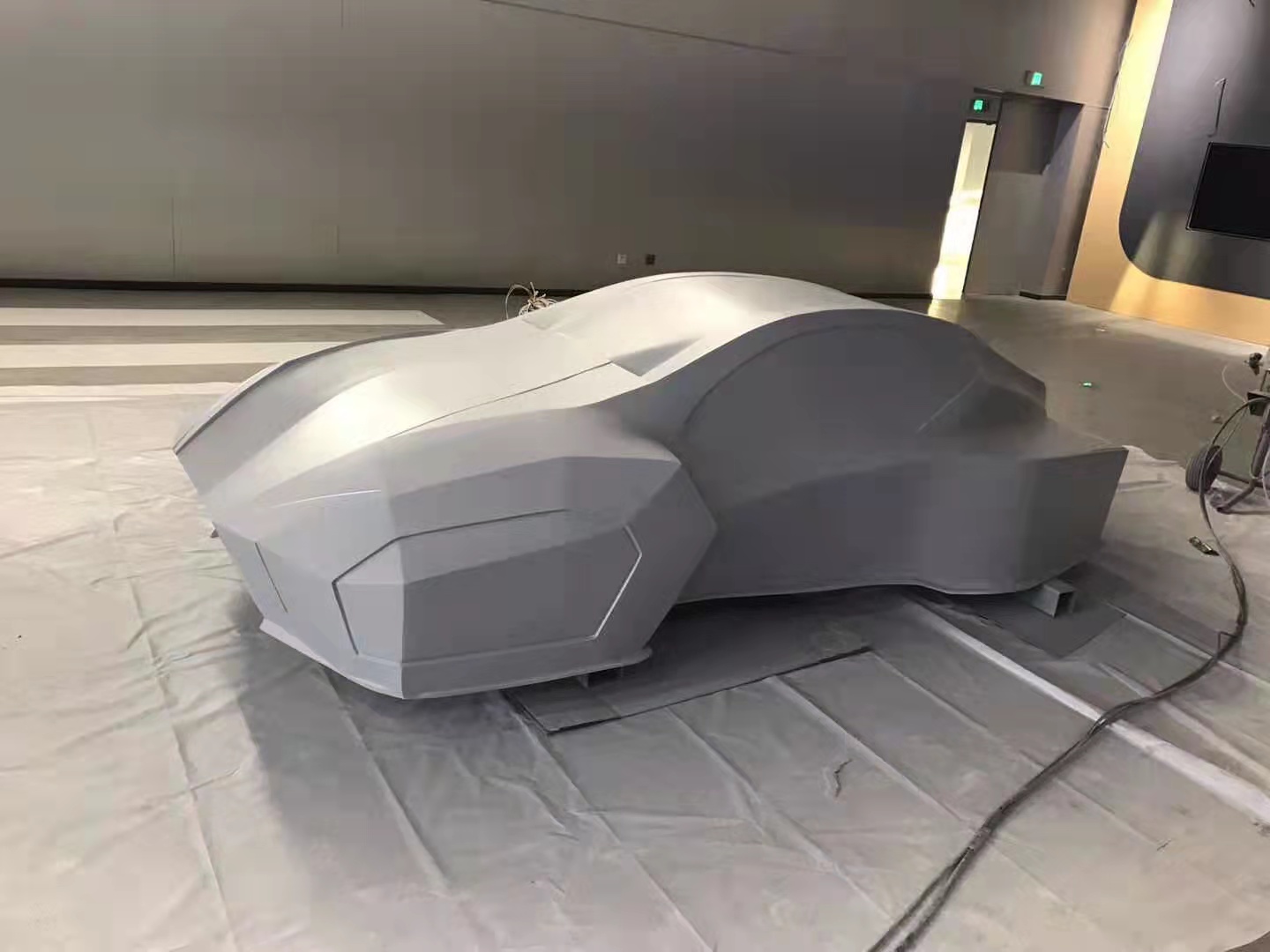 模拟汽车